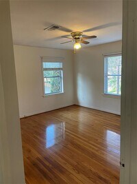 4614 Michaux St photo'