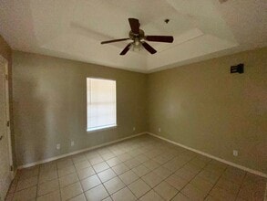 1013 E Westway Ave in McAllen, TX - Foto de edificio - Building Photo