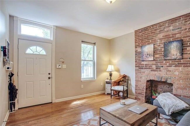 property at 1813 Wharton St