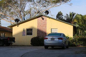 617-625 S F St in Lake Worth, FL - Building Photo - Building Photo