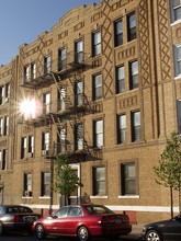 205 30th St in Brooklyn, NY - Foto de edificio - Building Photo