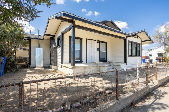 331 San Emidio St in Taft, CA - Building Photo - Building Photo