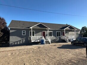 411 N 7th St in Parma, ID - Building Photo - Building Photo