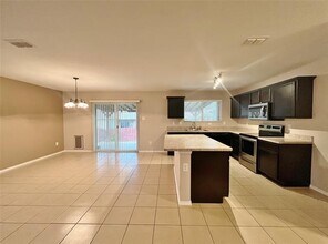 9925 Amaryllis Ln in Fort Worth, TX - Building Photo - Building Photo