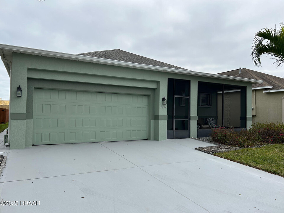 3296 Constellation Dr in Melbourne, FL - Building Photo