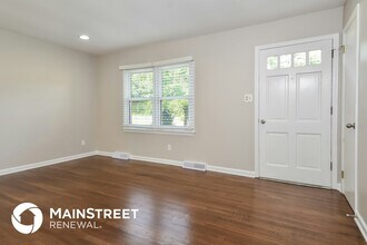 304 Springtime Dr in Greensboro, NC - Building Photo - Building Photo