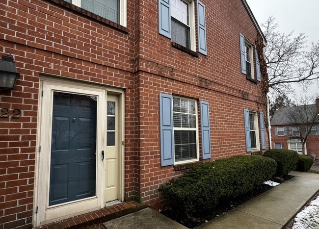 property at 700 Farmington Ave