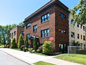 Chicago Villas II in Minneapolis, MN - Foto de edificio - Building Photo