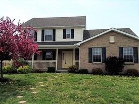 153 Union Ridge Dr in Englewood, OH - Building Photo