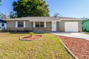 1301 Baranova Rd in Ocoee, FL - Building Photo