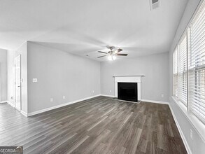 1409 Isleworth Cir in Atlanta, GA - Building Photo - Building Photo