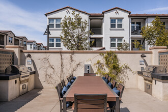 Lincoln Village Apartment Homes in Riverside, CA - Building Photo - Building Photo