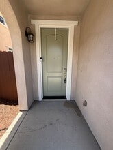 1955 Blue Sage Ln in Santa Maria, CA - Building Photo - Building Photo