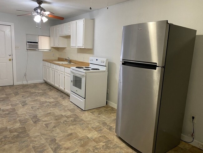 1117 Guadalupe St in San Antonio, TX - Building Photo - Building Photo