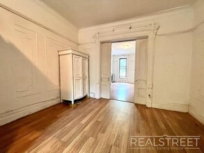 363 Monroe St in Brooklyn, NY - Building Photo - Building Photo