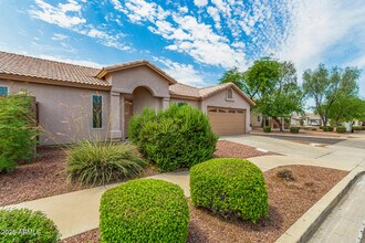 2129 E Danbury Rd in Phoenix, AZ - Building Photo - Building Photo