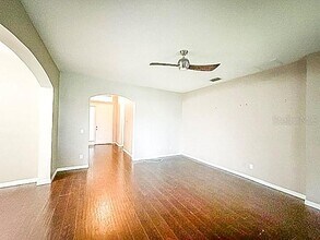 4198 Heirloom Rose Pl in Oviedo, FL - Building Photo - Building Photo