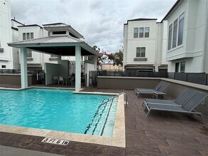 5413 Larkin St in Houston, TX - Building Photo - Building Photo