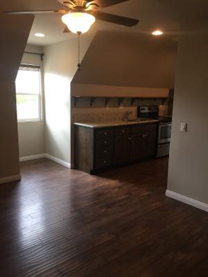 32081 Anna Marie Ln, Unit 1 in Bonsall, CA - Foto de edificio - Building Photo
