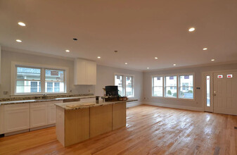 26 Bothwell Rd, Unit 1 in Boston, MA - Building Photo - Building Photo
