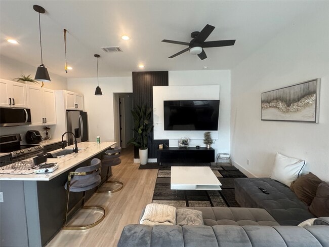 3549 Amos St in Houston, TX - Building Photo - Building Photo