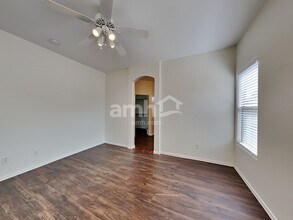 8829 W Hilton Ave in Tolleson, AZ - Building Photo - Building Photo