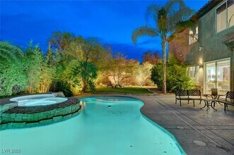 9593 Los Cotos Ct in Las Vegas, NV - Building Photo - Building Photo