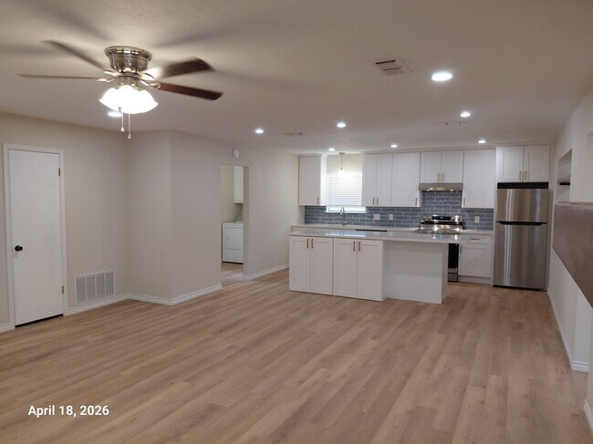 4316 Ferncliff Ave in Midland, TX - Foto de edificio - Building Photo