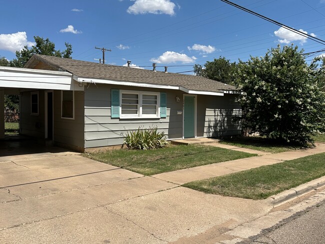 2601 Avenue U in Lubbock, TX - Building Photo - Building Photo