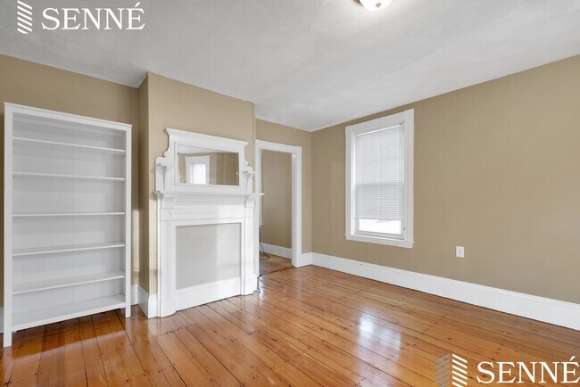 199 Beacon St, Unit B in Somerville, MA - Building Photo - Building Photo