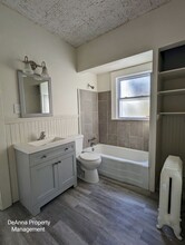 3801 Mapledale Ave in Cleveland, OH - Foto de edificio - Building Photo