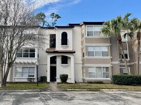 5152 Conroy Rd in Orlando, FL - Building Photo