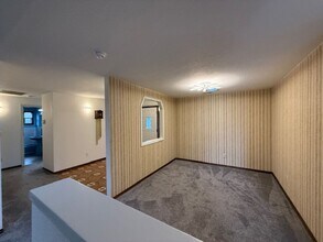 2045 Hayes St in North Bend, OR - Building Photo - Building Photo