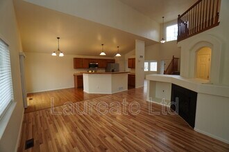 10027 Idalia St in Commerce City, CO - Building Photo - Building Photo