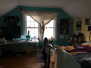 18 Carver St in Worcester, MA - Building Photo - Building Photo