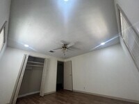 743 Yorkshire St photo'