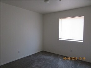 3359 N Yuma St in Kingman, AZ - Building Photo - Building Photo