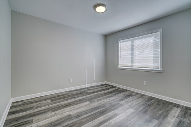 Garden Square Apartments in Oklahoma City, OK - Foto de edificio - Building Photo