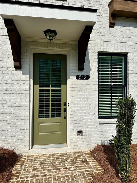 512 Healy Dr in Cumming, GA - Building Photo - Building Photo