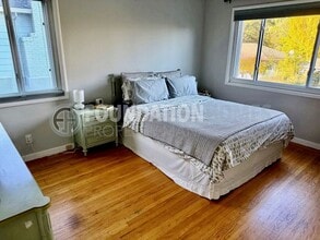 122 Du Bois St in San Rafael, CA - Foto de edificio - Building Photo