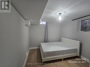 15 Goodall Dr in Toronto, ON - Building Photo - Building Photo