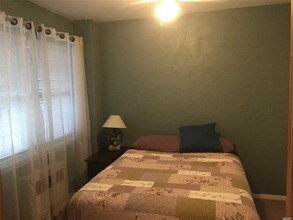 740 E Broadway-Unit -2H in Long Beach, NY - Building Photo - Building Photo