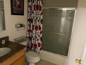 9938 Buena Vista Dr in Spring Valley, CA - Building Photo - Building Photo