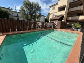 Terra House in Northridge, CA - Building Photo - Building Photo