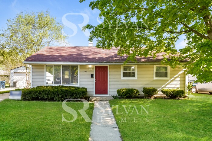 7350 Westchester Dr in Lawrence, IN - Building Photo