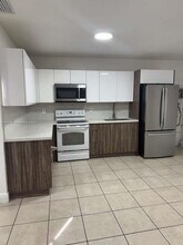1871 NW 55th Terrace in Miami, FL - Foto de edificio - Building Photo