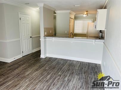 480 Reed Canal Rd in South Daytona, FL - Building Photo - Building Photo