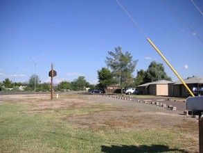 15825 N 25th St in Phoenix, AZ - Building Photo - Building Photo