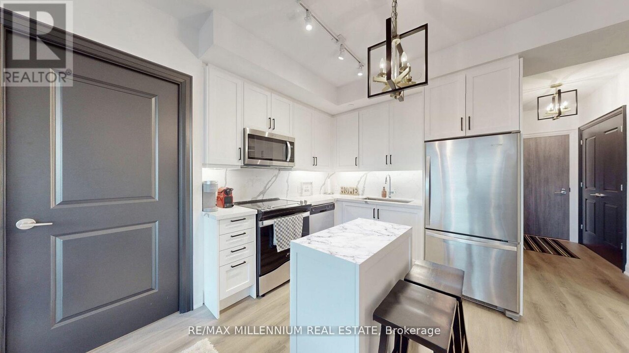 20-1720 Gatineau Dr in Vaughan, ON - Building Photo