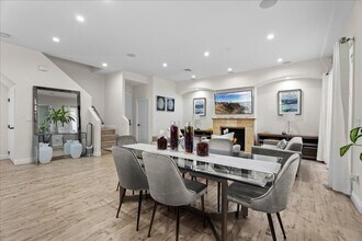 5404 Bellingham Ave in Los Angeles, CA - Building Photo - Building Photo